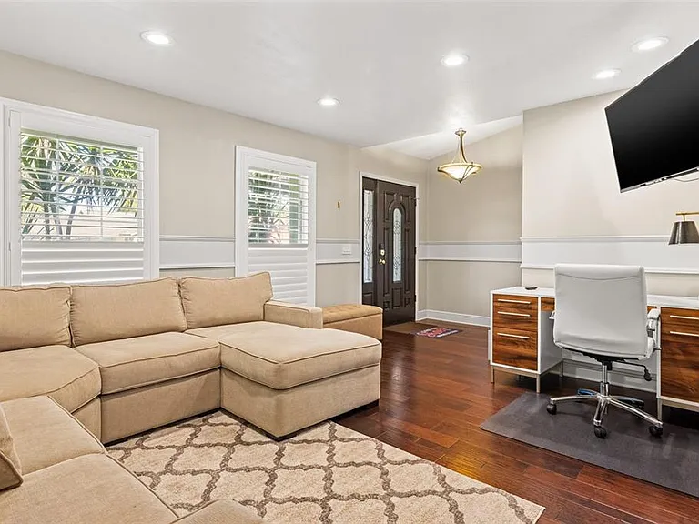 6701 Leeward Isle Way — Photo 5