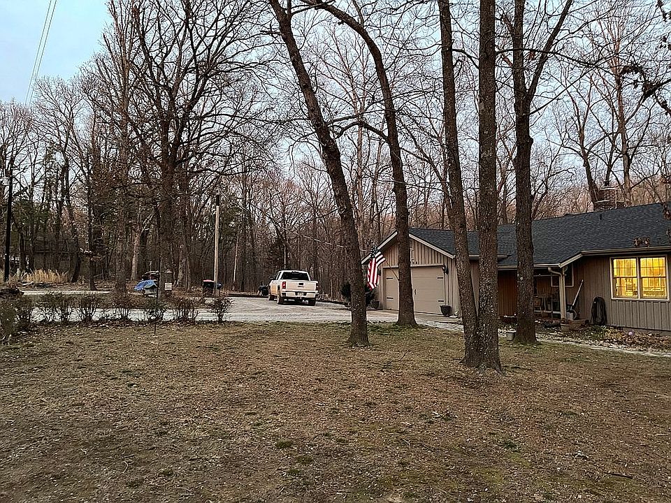2nd image of 10298 Blackberry Ln