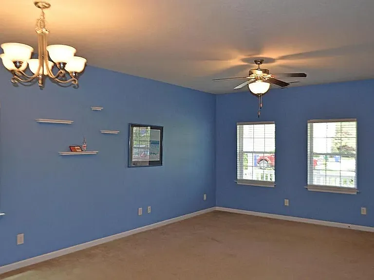 3 bed, 2.5 bath, 1452 sqft, $1,950 — Photo 4