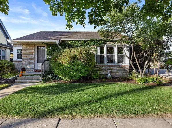 217 South Pine STREET, Burlington, WI 53105