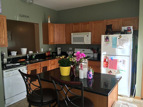4th image of 812 Cherry Creek Dr