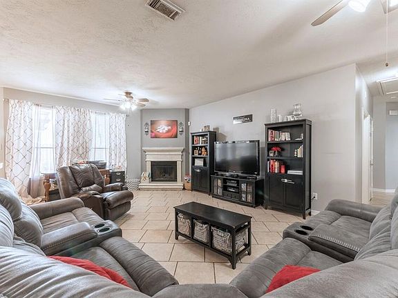 5th image of 22534 Heather Way Ct