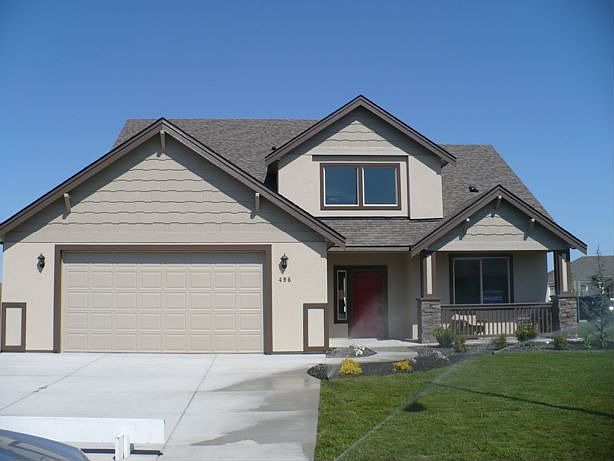 1st image of 496 Satus St