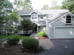 1197 Outer Dr, Lake Ozark, MO 65049