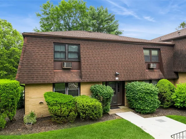 1 Germonds Village #16, Bardonia, NY 10954