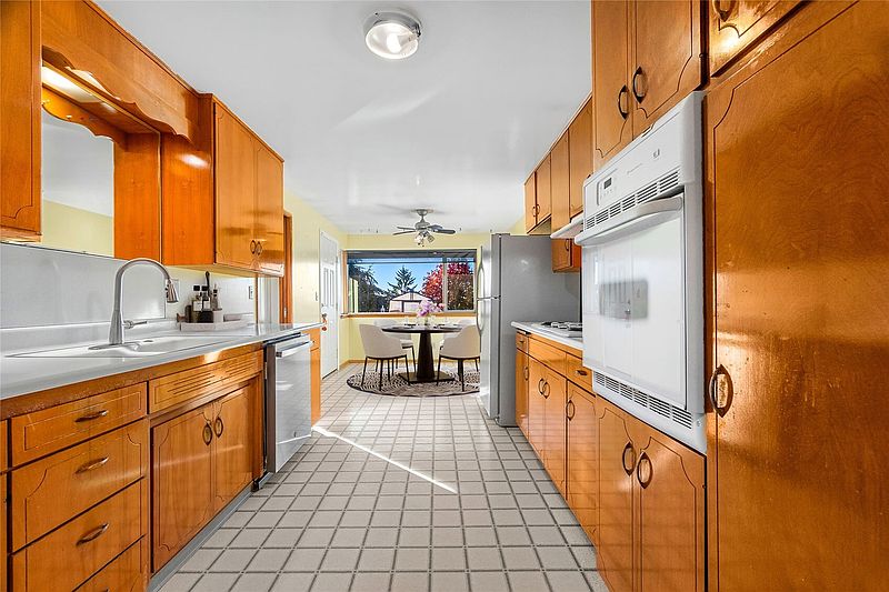 3rd image of 7802 S Asotin Street