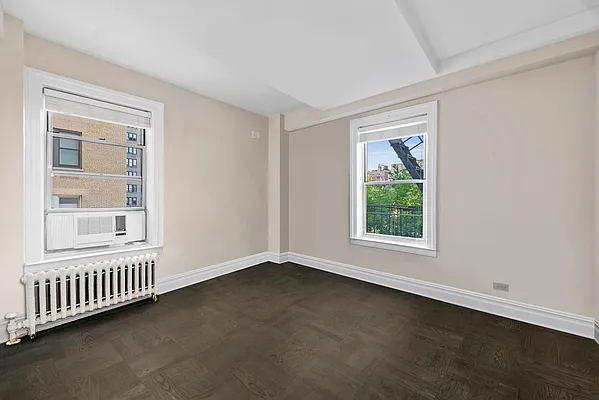 Sold by Compass | media 16