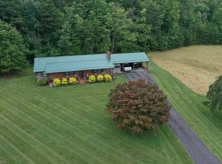 5376 Westfield Rd, Mount Airy, NC 27030