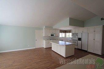 1st image of 4442 Leydon Ave