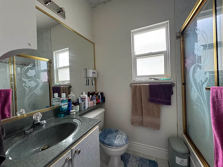 1478 E 57th Ave — Photo 8