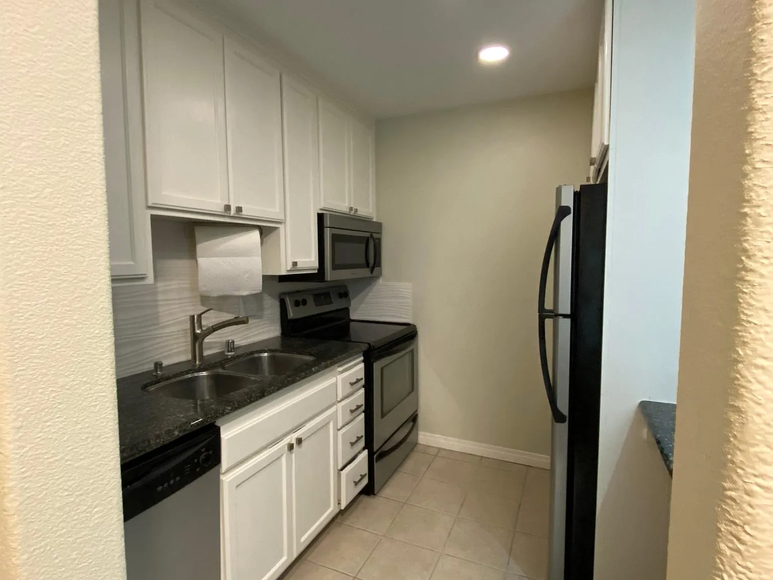 4015 Crown Point Drive — Photo 4