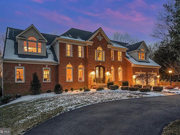 4th image of 7546 Cannoneer Ct