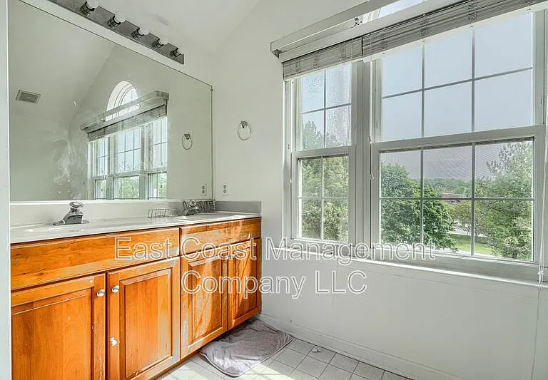 403 Deerhill Cir — Photo 23