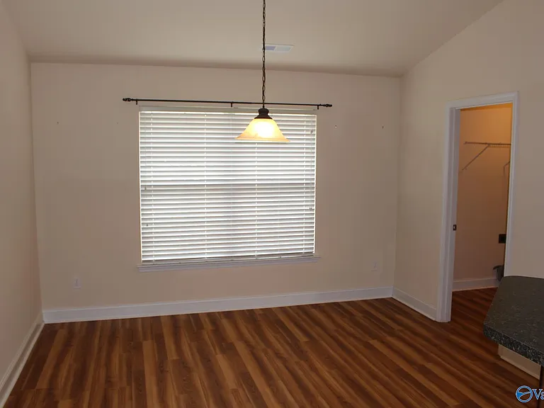 103 Glen View Dr — Photo 12