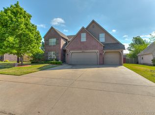 8815 N 127th East Ave, Owasso, OK 74055