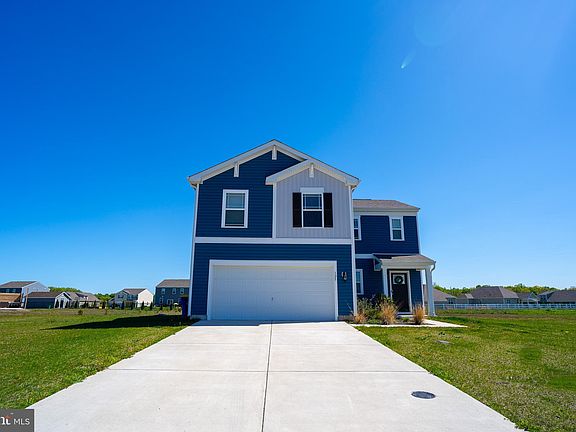 2nd image of 125 Sea Horse Ln