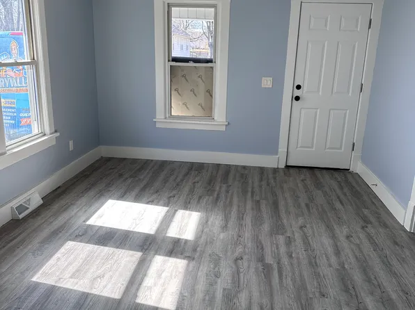 1111 Eastholme Ave, Bloomington, IL 61701