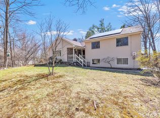 107 Broadway, Trumbull, CT 06611