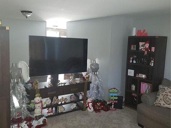3rd image of 2518 Madden Hills Dr