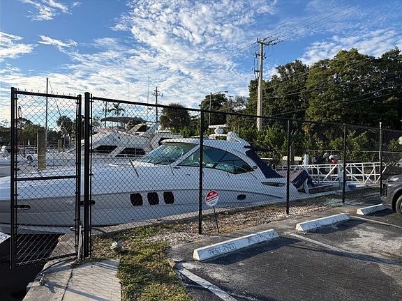 4th image of 1200 Davie Boulevard