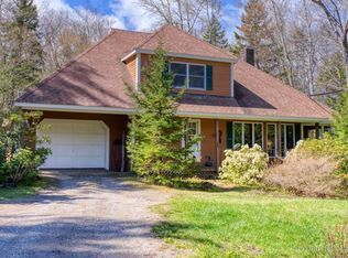 104 Meadow Cove Rd, Boothbay, ME 04537