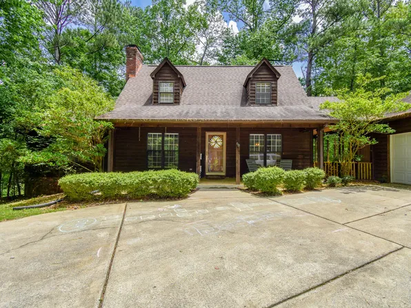 68 Dogwood Ln, Dadeville, AL 36853