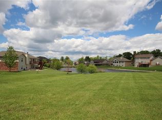 200 Arbor Meadows Ct, Fairview Heights, IL 62208