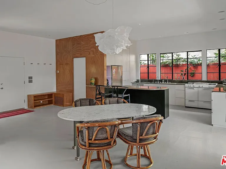 2311 Louella Ave — Photo 7