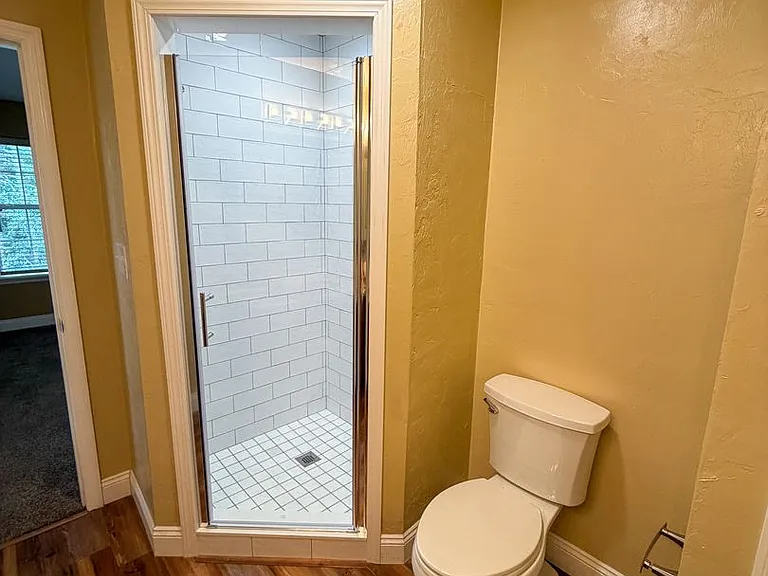 2915 SW 35th Pl #101 — Photo 25