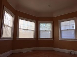 438 26th St, Oakland, CA 94612