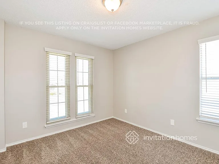 205 Moss Dr — Photo 11