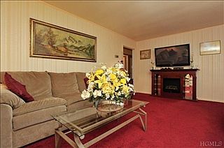2nd image of 21 Belding Ave