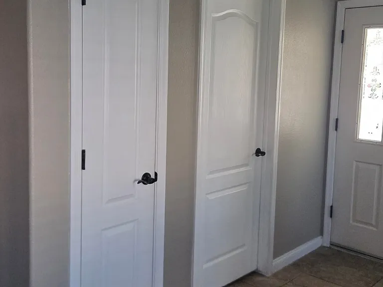 1018 Cutter St — Photo 9