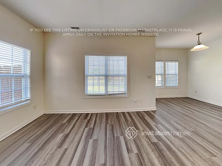 3239 Polite Ln — Photo 5