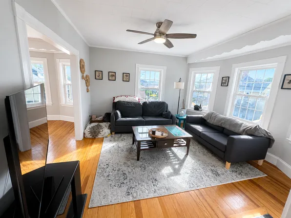 (undisclosed Address), Medford, MA 02155