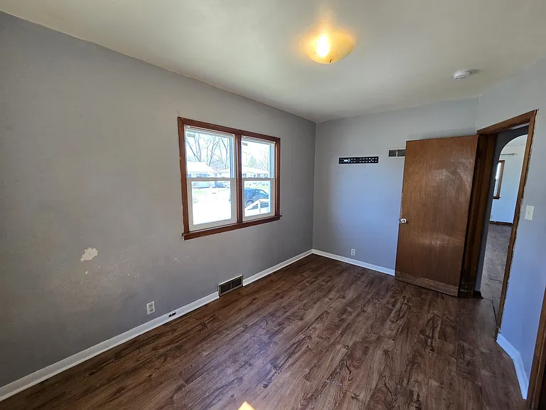 412 Sherman Ave — Photo 13