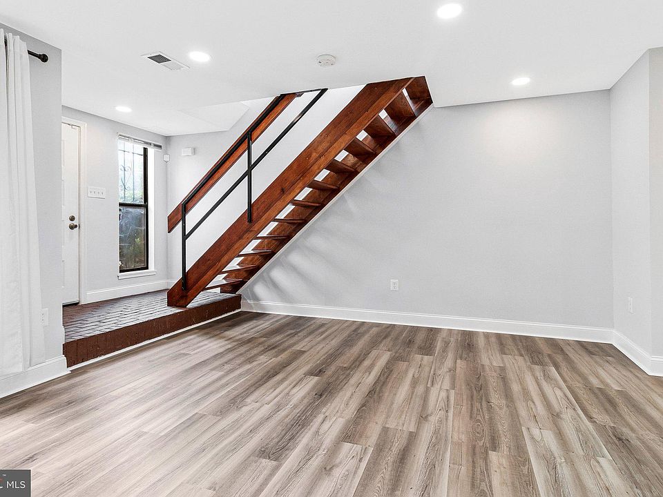 1st image of 2435 18th St NE #2435