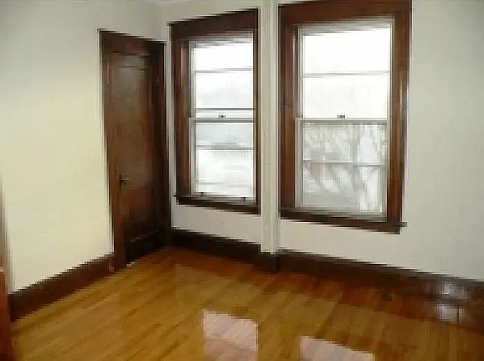 169 College St #6 — Photo 14