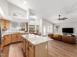 2126 S RAVEN --, Mesa, AZ 85209