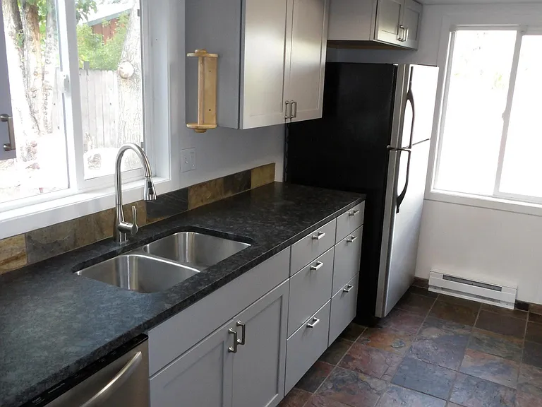 2921 Woodside Blvd — Photo 10