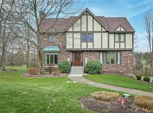 3856 Kim Ln, Gibsonia, PA 15044