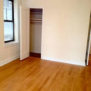 5th image of 235 Seaman Ave APT 4G