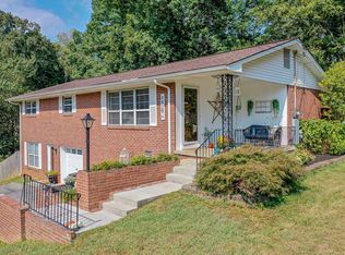 4429 Deerfield Rd, Knoxville, TN 37921