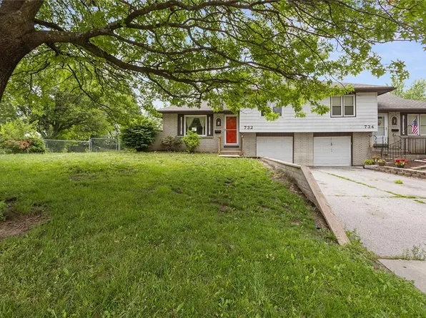732 S Central St, Olathe, KS 66061