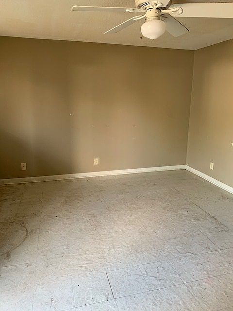 1st image of 408 Center St APT 8
