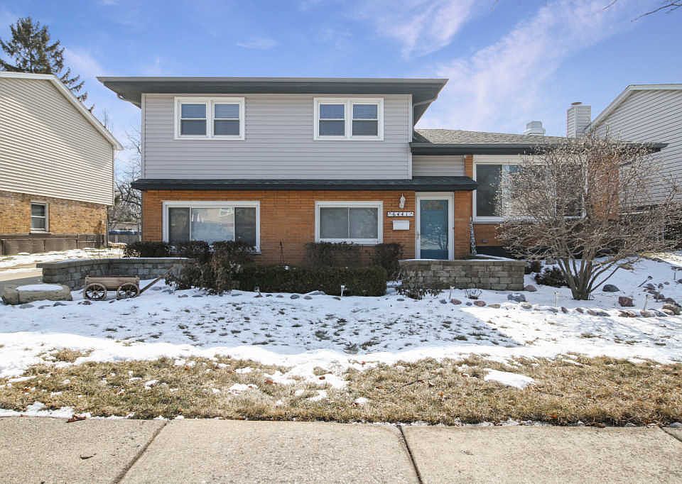 1st image of 6441 164th Pl