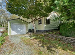 9470 NE 18th Ave, Rockaway Beach, OR 97136