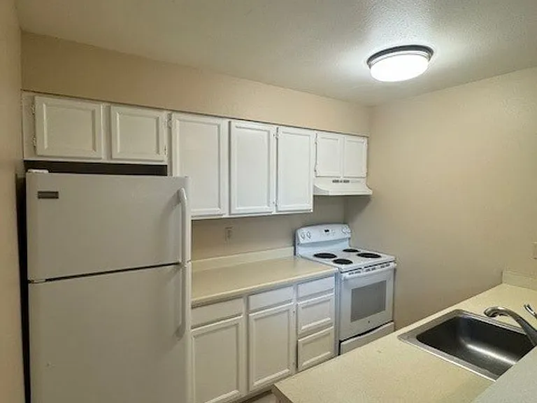 2227 Arapahoe Ave — Photo 3