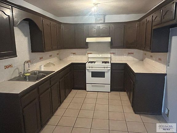 5th image of 2935 Gazelle Ave