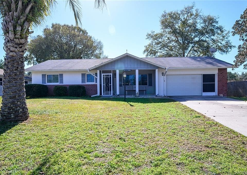 1st image of 1022 W Catbrier Ln